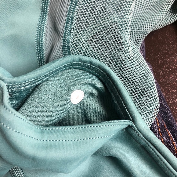 Lululemon - Picture 9 of 9